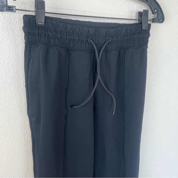 Lululemon Greatest Stride Pant 31" Black Zip Ankle Activewear Workout Women’s 4 - Picture 4 of 12